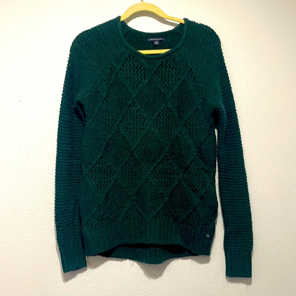 Size small American Eagle sweater
